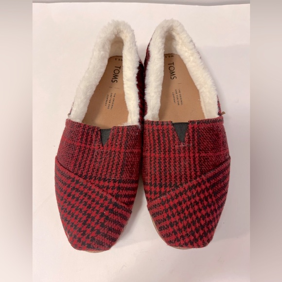 TOMS Fur Lined Plaid Slip Ons - Picture 2 of 4